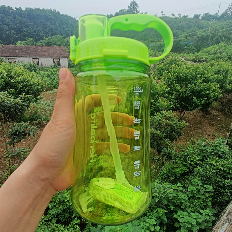 Garrafa de água de plástico de - Nutrition Fitness Gym avaliação e preço