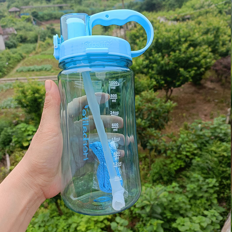 Garrafa de água de plástico de - Nutrition Fitness Gym avaliação e preço