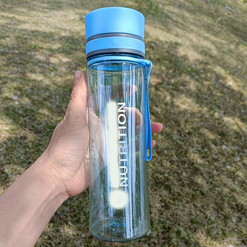 Garrafa de água para caminhada - Nutrition Fitness Gym avaliação e preço
