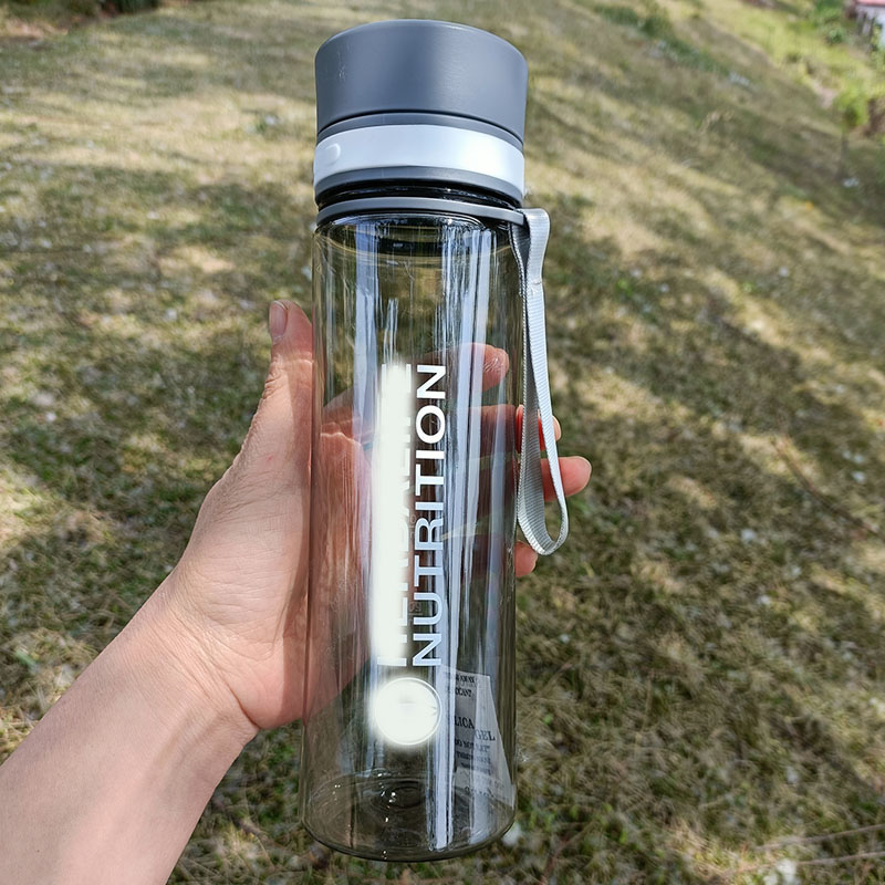 Garrafa de água para caminhada - Nutrition Fitness Gym avaliação e preço